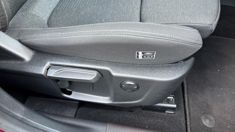 Ford Focus 1.0 EcoBoost 125 Active 5dr Petrol Hatchback